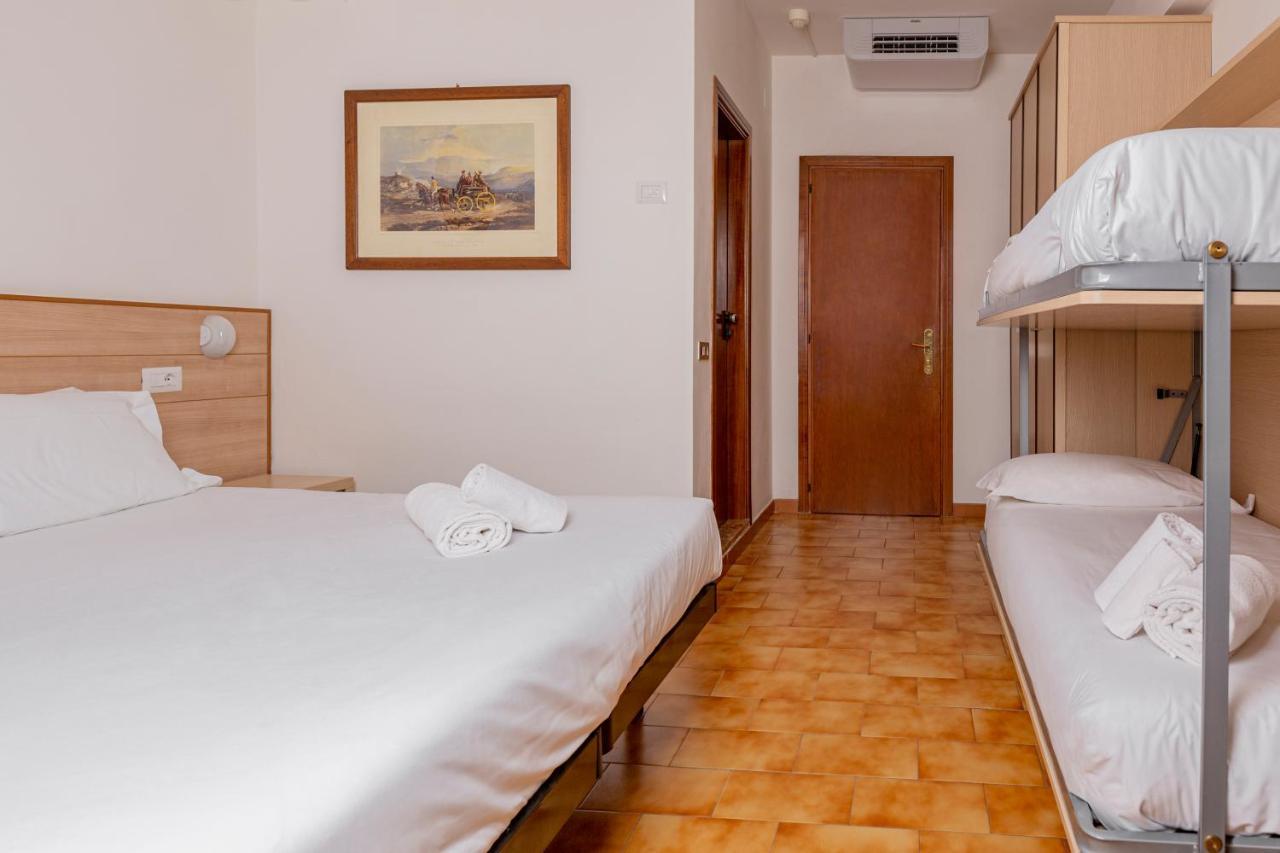 Catignano Hotel Gubbio Eksteriør billede